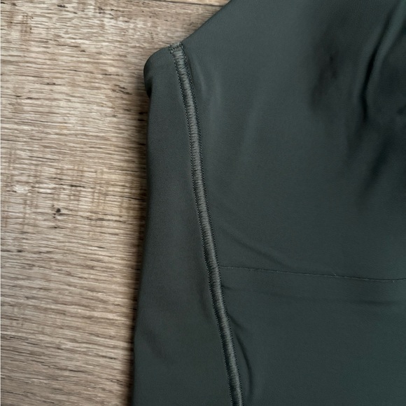 Lululemon Like a Cloud Longline Bra Light Support, B/C Cup in Dark Forest - Picture 5 of 5